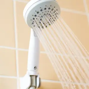 Plastic Shower Head (Basic)
